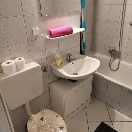 66m2 Am Kanal Appartement *